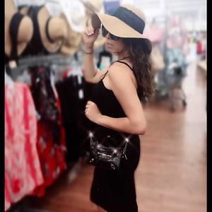 Meet your Posher, Sarena